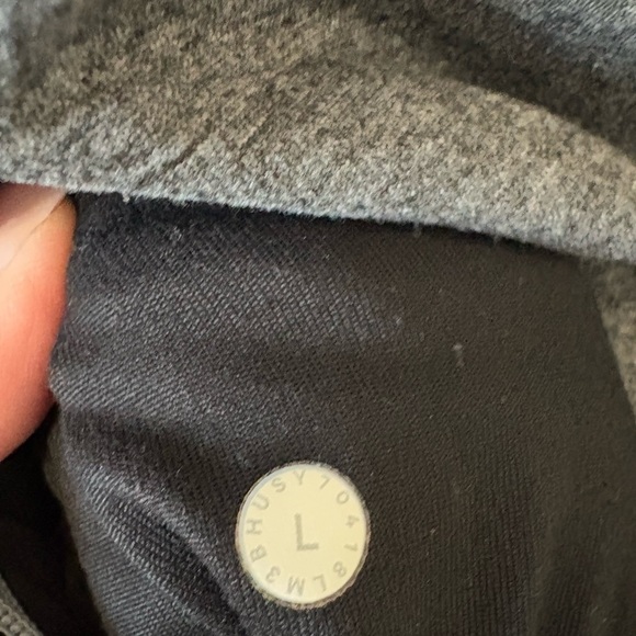 Men’s Lululemon zip up sweater in heather grey size L - Picture 4 of 5